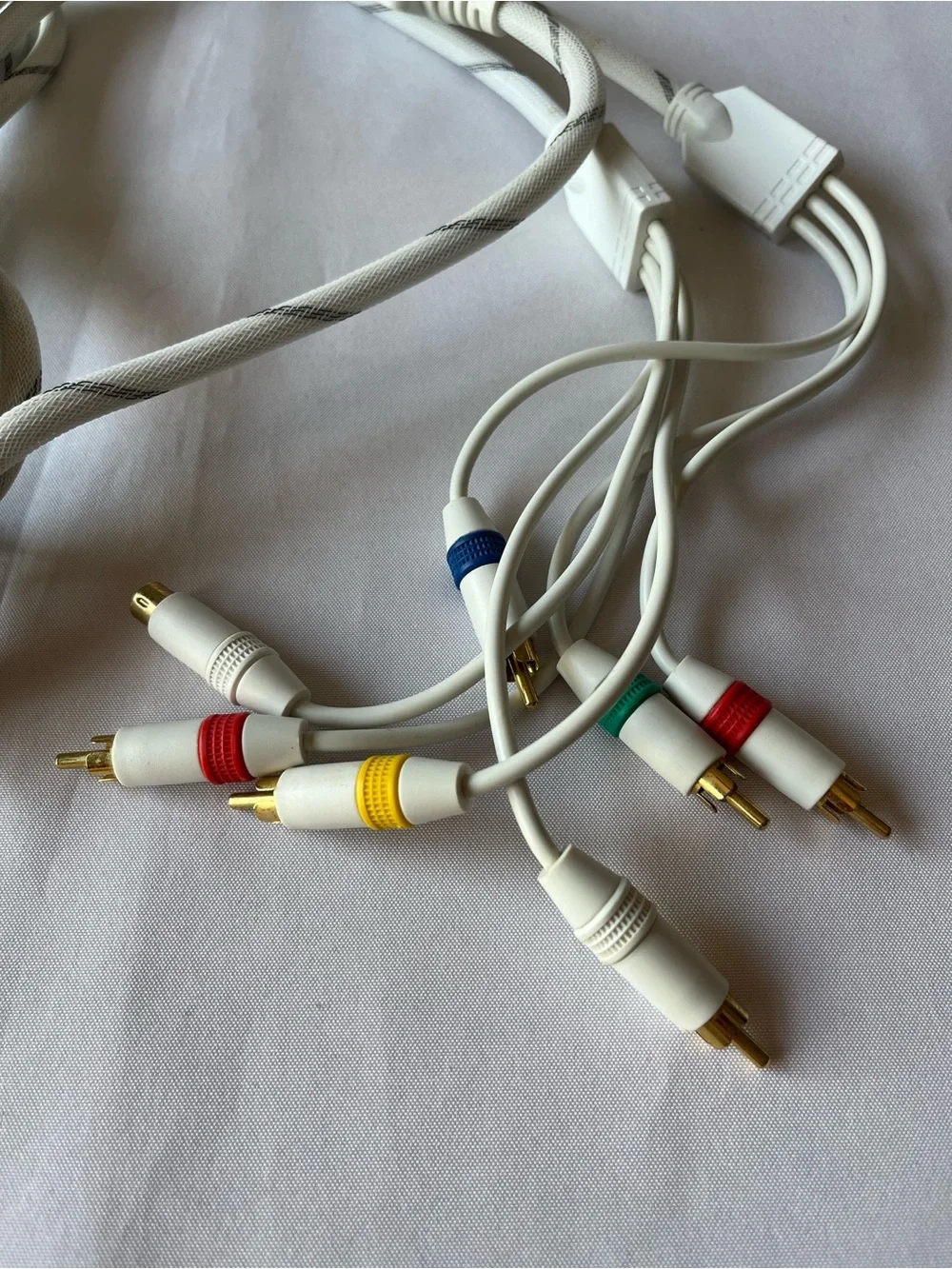 Monoprice 6FT Audio Video ED Component Cable for Wii and Wii U